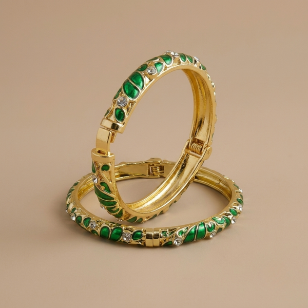 Emerald Enamel Paisley Bangle