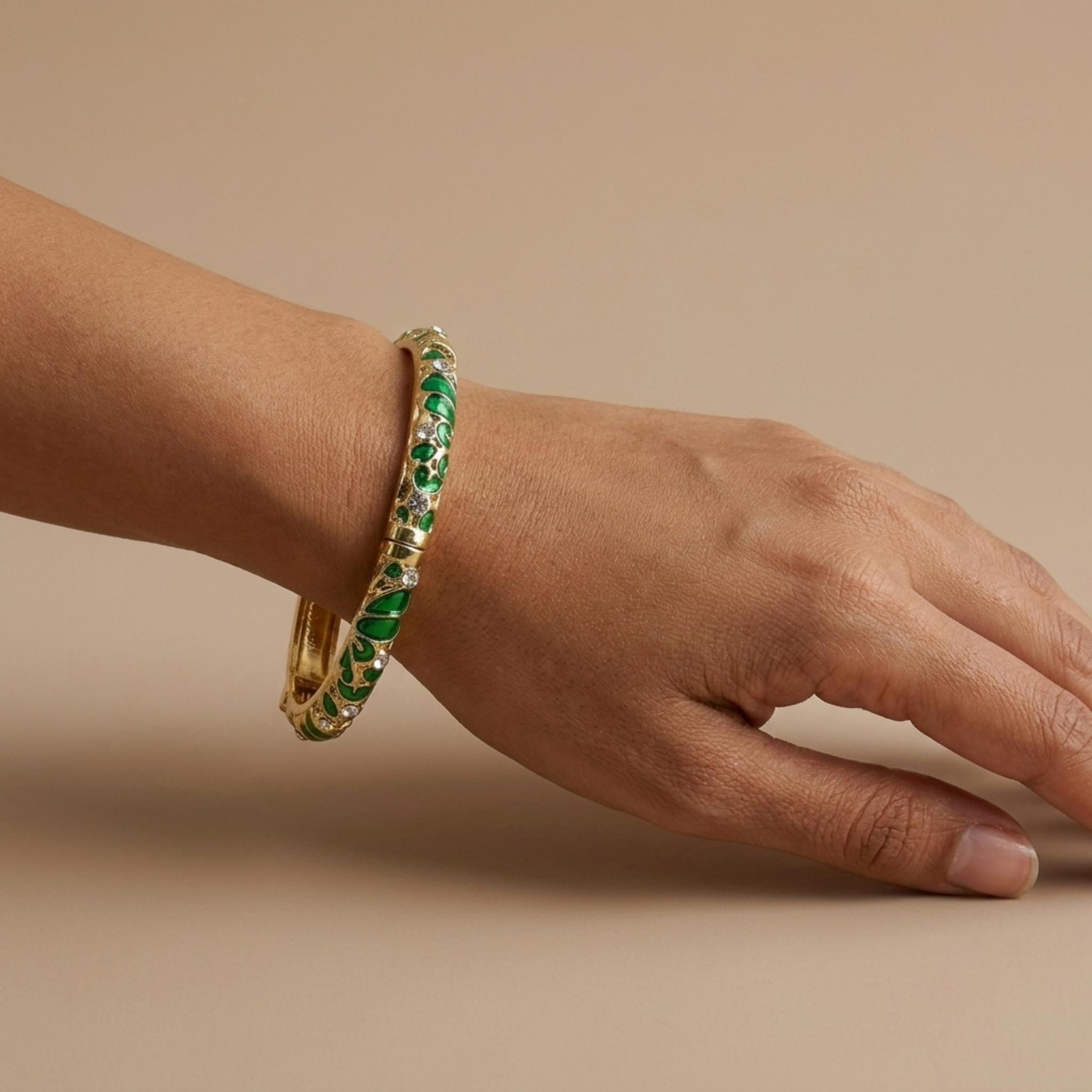 Emerald Enamel Paisley Bangle